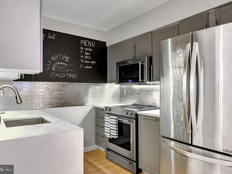 1308 Clifton St NW #210 — Photo 13