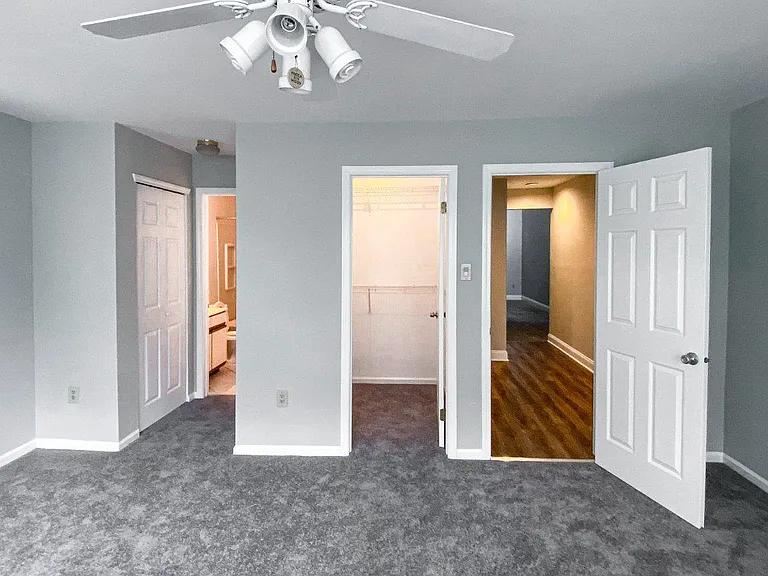 60 Summit Ct — Photo 5