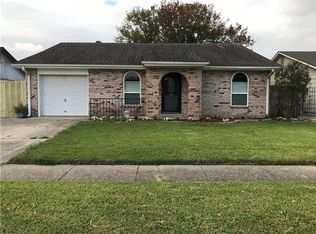 2504 Mesa Dr, Marrero, LA 70072