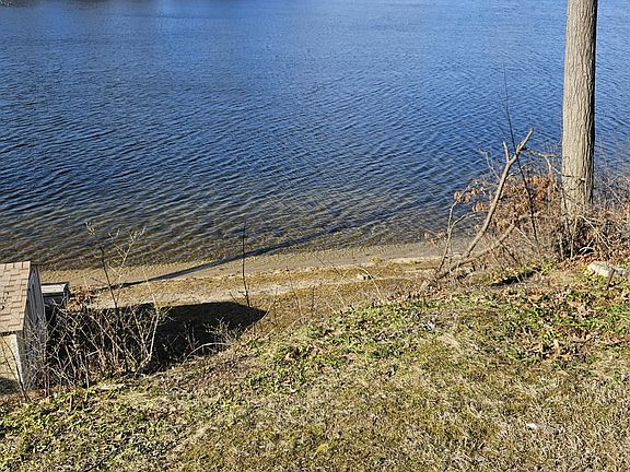5th image of 28442 S Shore Dr
