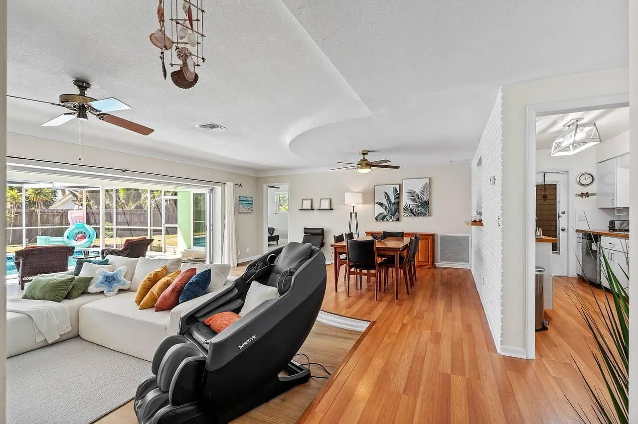 3 bed, 2.0 bath, 1460 sqft, $4,500 — Photo 3