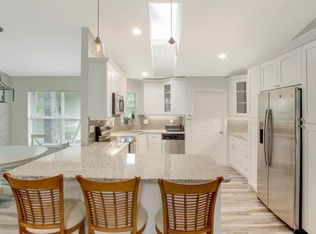 8844 SW 25th St, Miami, FL 33165