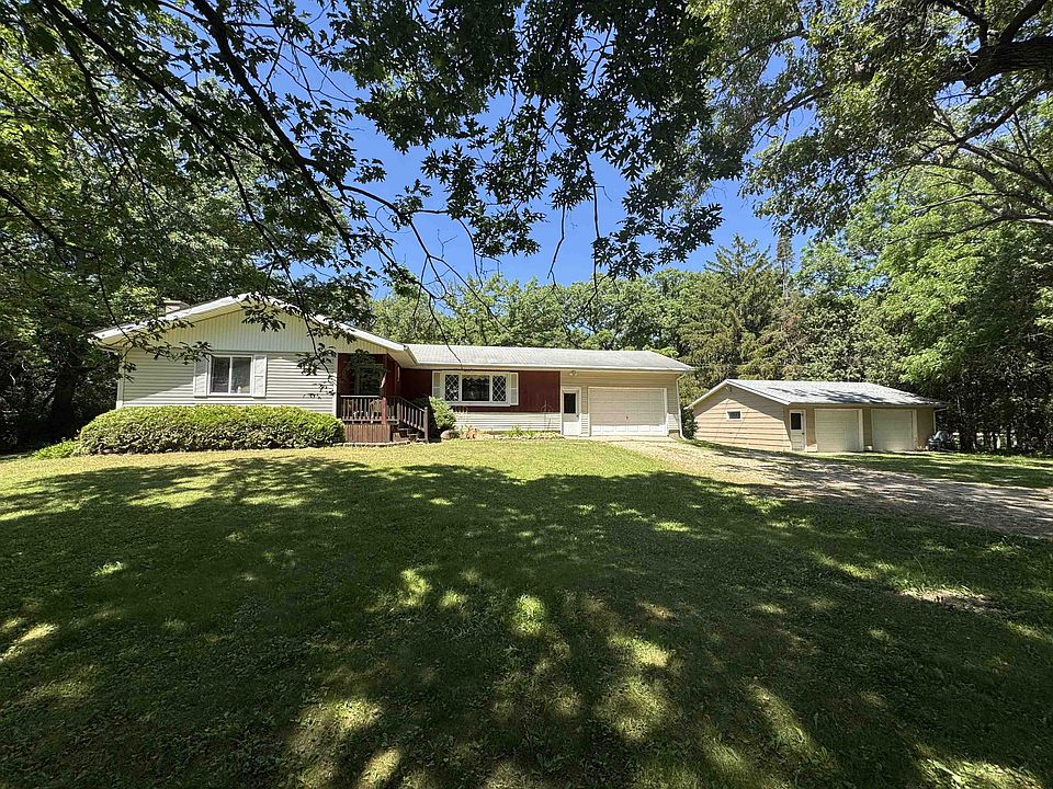 1st image of 4529 E Palakwia Dr