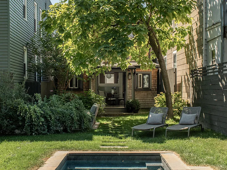 342 State St — Photo 22