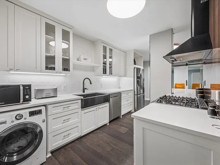 1212 Guadalupe St #701 — Photo 6