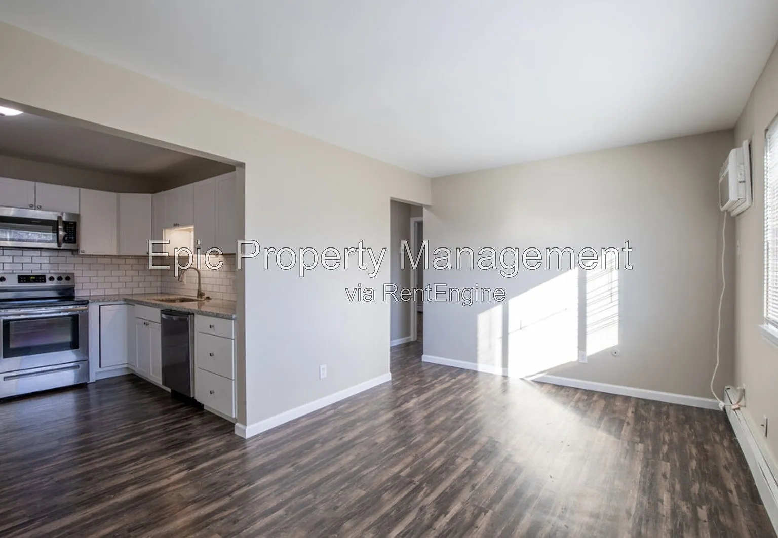 2 bed, 1.0 bath, $1,145 — Photo 2