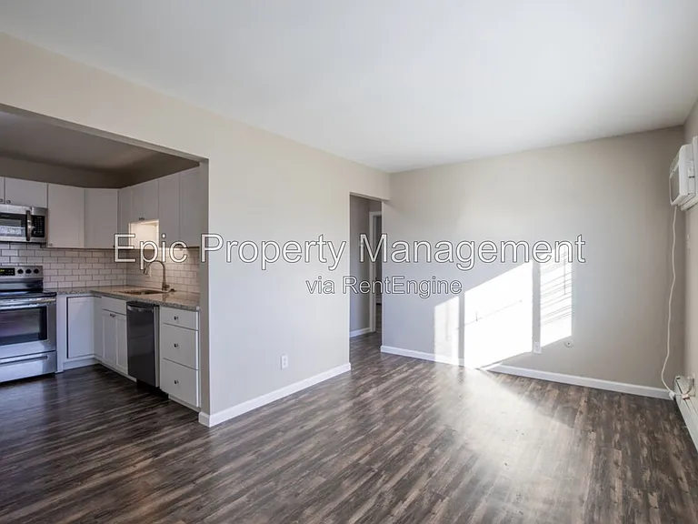 1730 Goddard Rd #6 — Photo 5