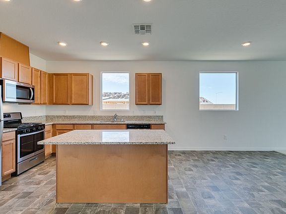 3rd image of 6823 Laguna Blanca St