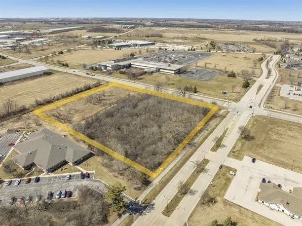 Packerland Dr #2, De Pere, WI 54115