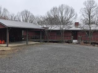 3122 Happy Hollow Rd, Blacksburg, VA 24060
