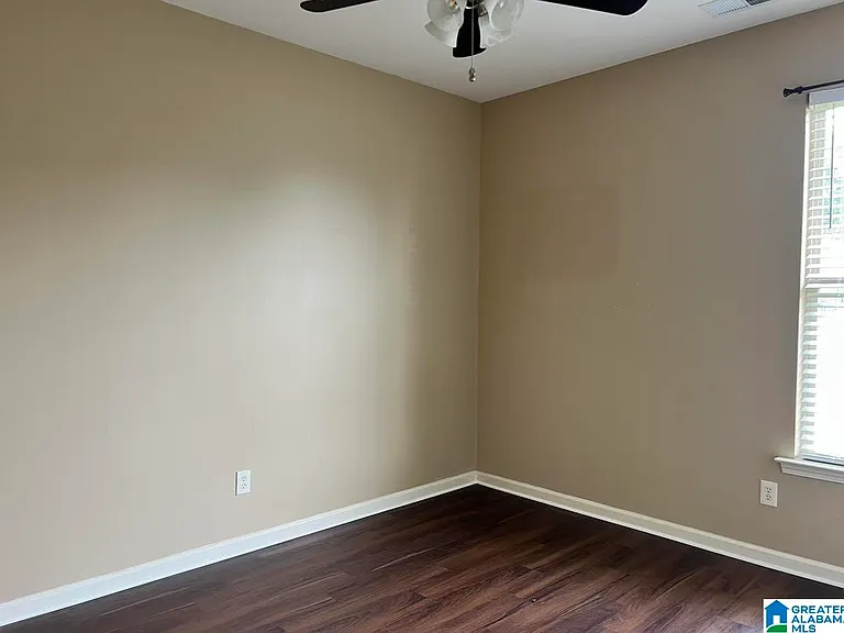 1004 Medinah Dr — Photo 19