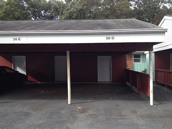 2nd image of 30F Cambridge Ct Unit 30F