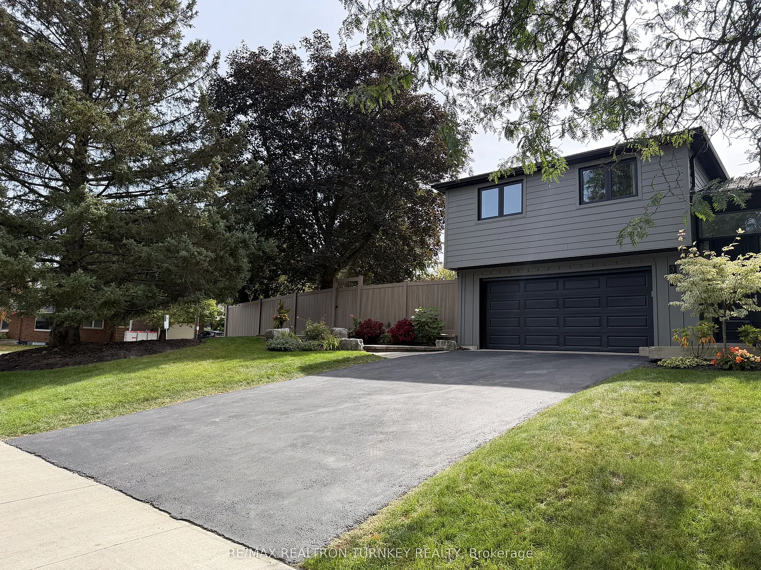 2 bed, $2,100 — Photo 2