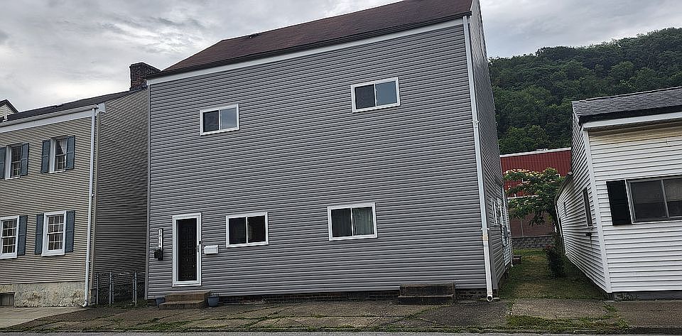 1st image of 3814 Wood St