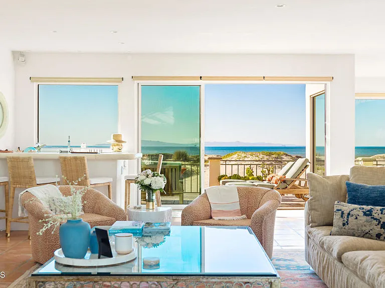 1571 Mandalay Beach Rd — Photo 44