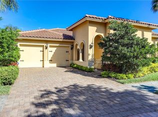 2083 Torino Way, Naples, FL 34105