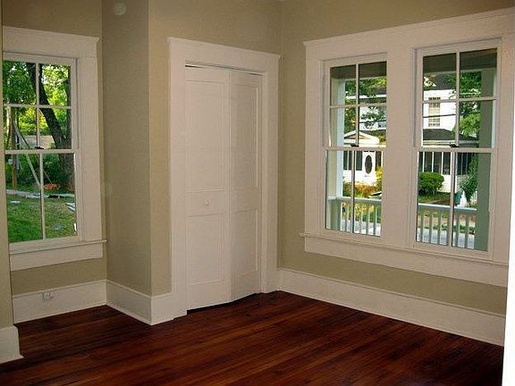 Bedrooms Both have 2 Closets