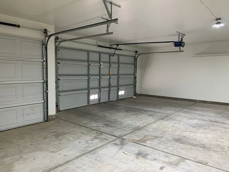 3821 Bombastic Ct — Photo 30