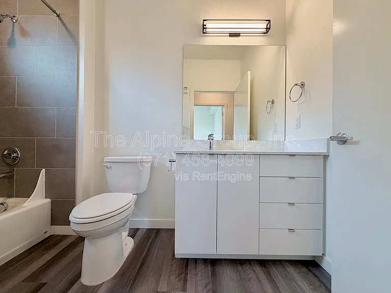 1524 NE 40th Ave #101 — Photo 9