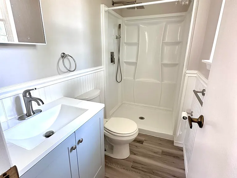 4558 Colonial Rd — Photo 15