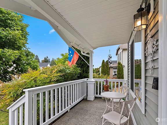 4th image of 1560 Sinclair Drive