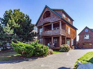 827 57th St, Port Townsend, WA 98368