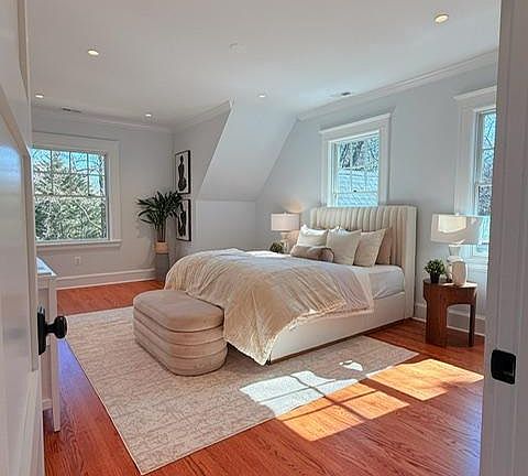 5th image of 520 Woodlawn Rd