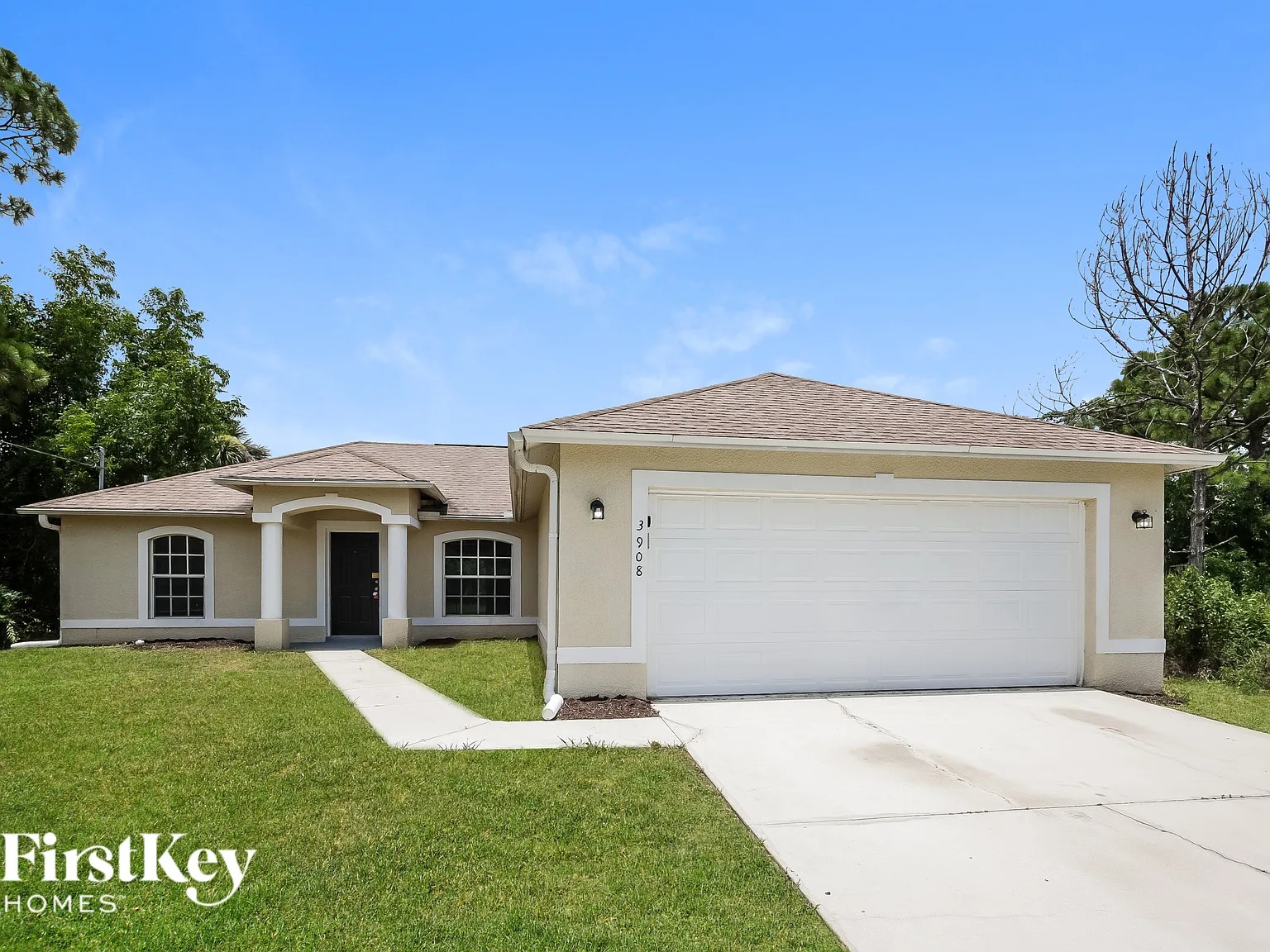 3 bed, 2.0 bath, 1314 sqft, $1,950 — Photo 1