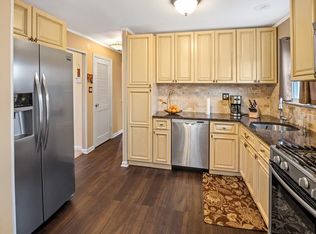 4 Tuthill Rd, New Brunswick, NJ 08901