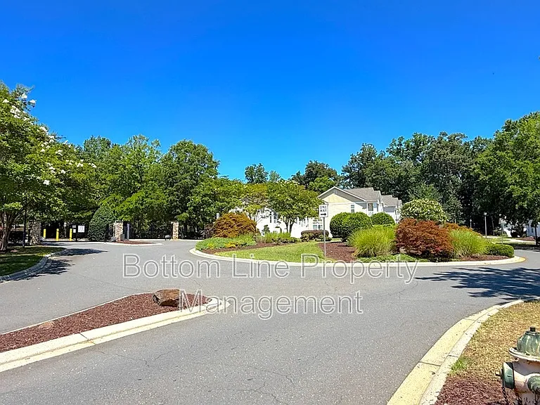 7562 Red Mulberry Way — Photo 30