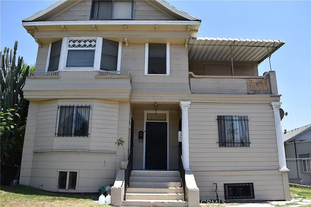 4 bed, 1700 sqft, $2,950 — Photo 1