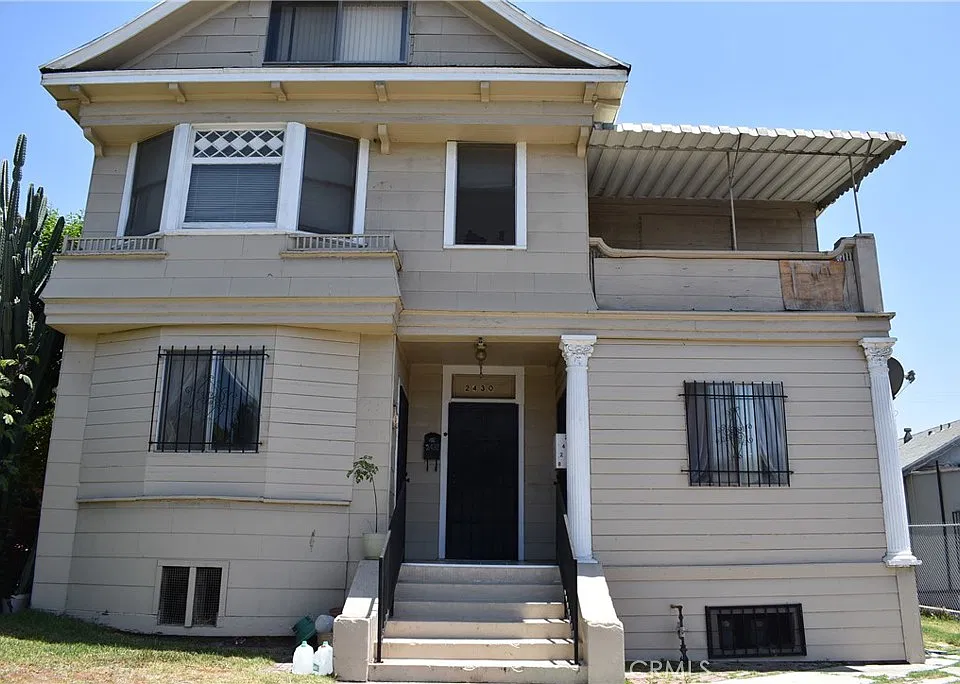 2428 Hancock St