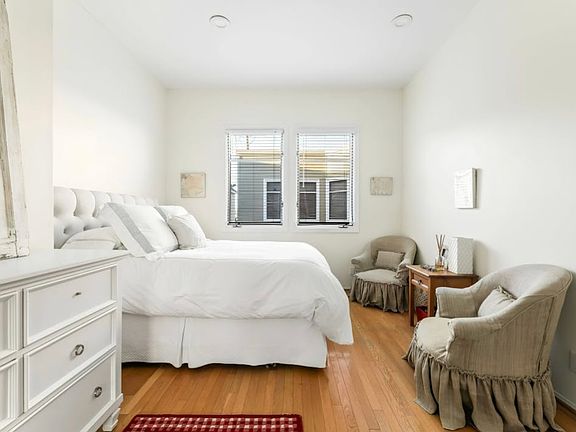 2nd image of 473 35th St