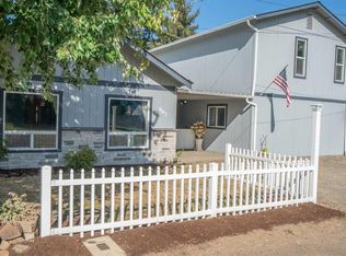 607 4th St, Dayton, OR 97114