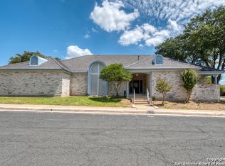 6103 Crescent Fls, Windcrest, TX 78239