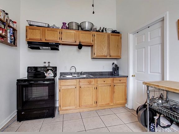 5th image of 2119 Saint Ann St #1