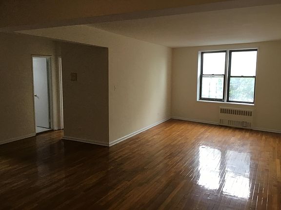 5th image of 1036 Neilson St #3H