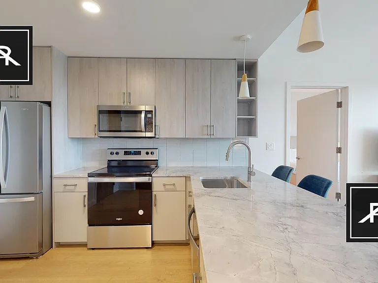 57 Brighton Ave #206 — Photo 2