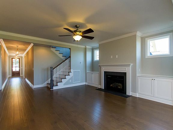 4th image of 426 Courfield Dr Lot 187