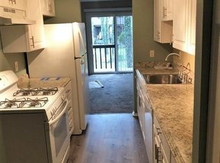 143 Knapps Hwy, Fairfield, CT 06825