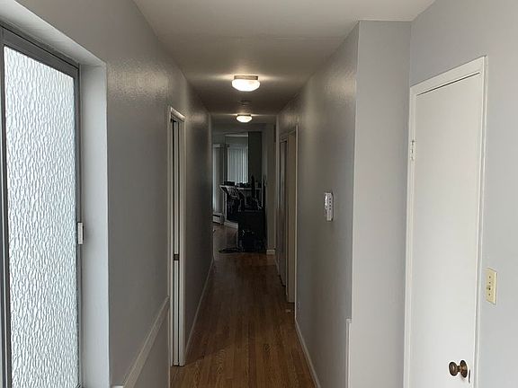 2nd image of 2855 Van Ness Ave APT 3