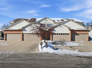 2964 Kentville Dr, Sun Prairie, WI 53590