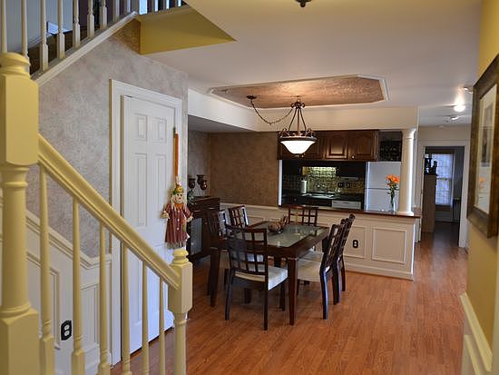 1st image of 900 Martell Ct APT L