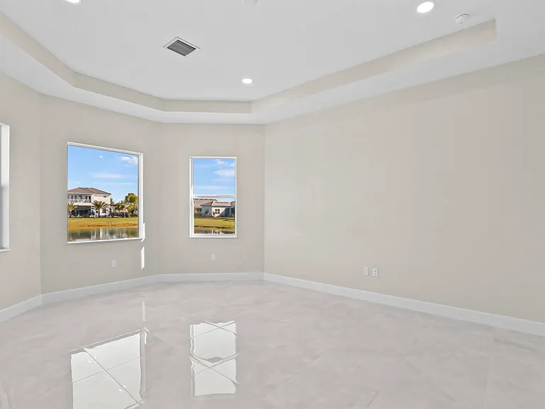 14823 Wildwood Cir — Photo 35