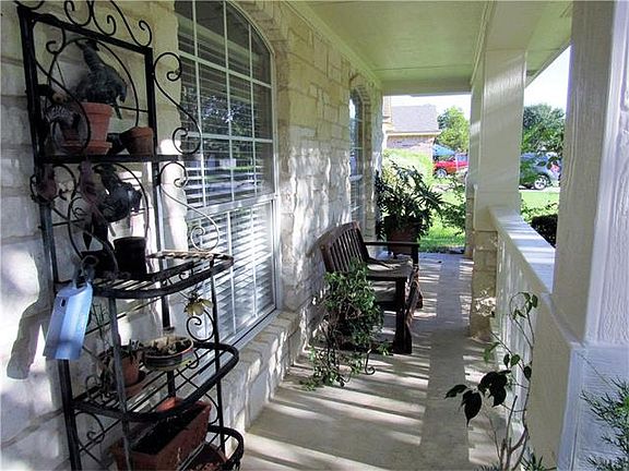 4th image of 1520 Brandi Cir