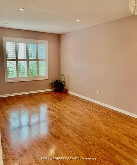 66 Oasis Blvd — Photo 7
