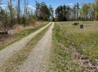 3136 Coles Ferry Rd, Nathalie, VA 24577