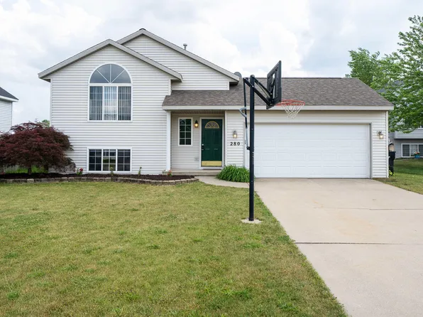 280 Settlers Pass NE, Cedar Springs, MI 49319