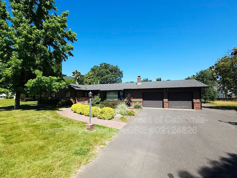 170 Gobalet Ln — Photo 8
