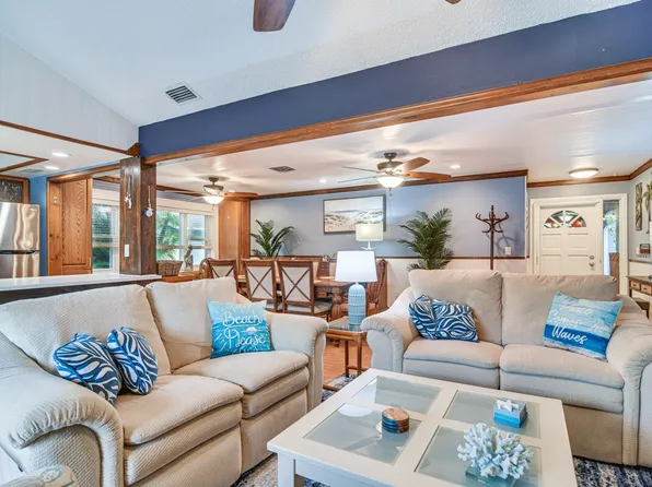 2360 Willow Tree Trl #Id1385801p, Clearwater, FL 33763